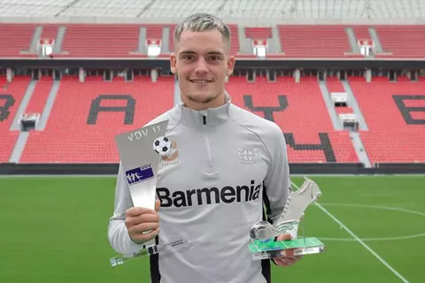  متفوقًا على هاري كين.. فيرتز الأفضل في الدوري الألماني